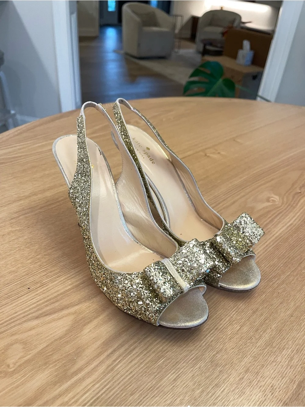 kate spade Charm Multi Platinum Glitter Gold Liquid Slingback Sandal 10B